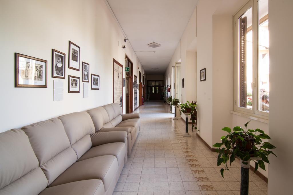 Ostello Villa Monte Mario Rome Extérieur photo