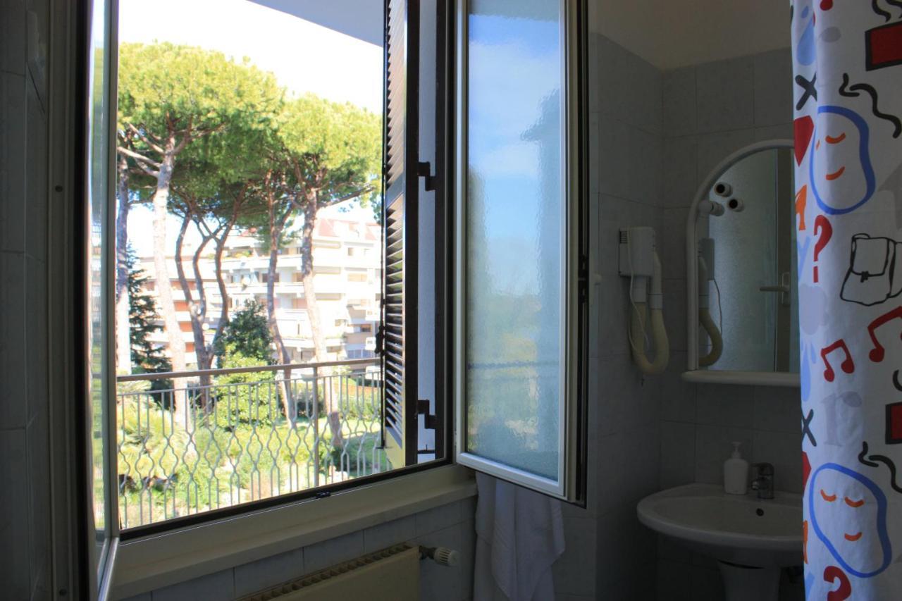 Ostello Villa Monte Mario Rome Extérieur photo